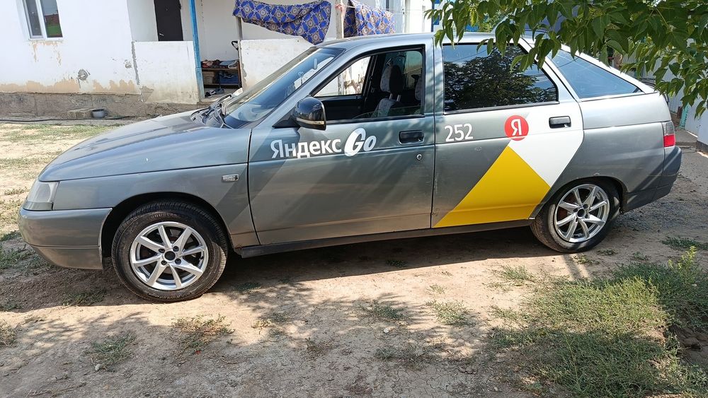 Продам авто Ваз 2112