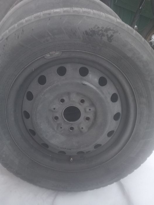 Продам диски с резиной