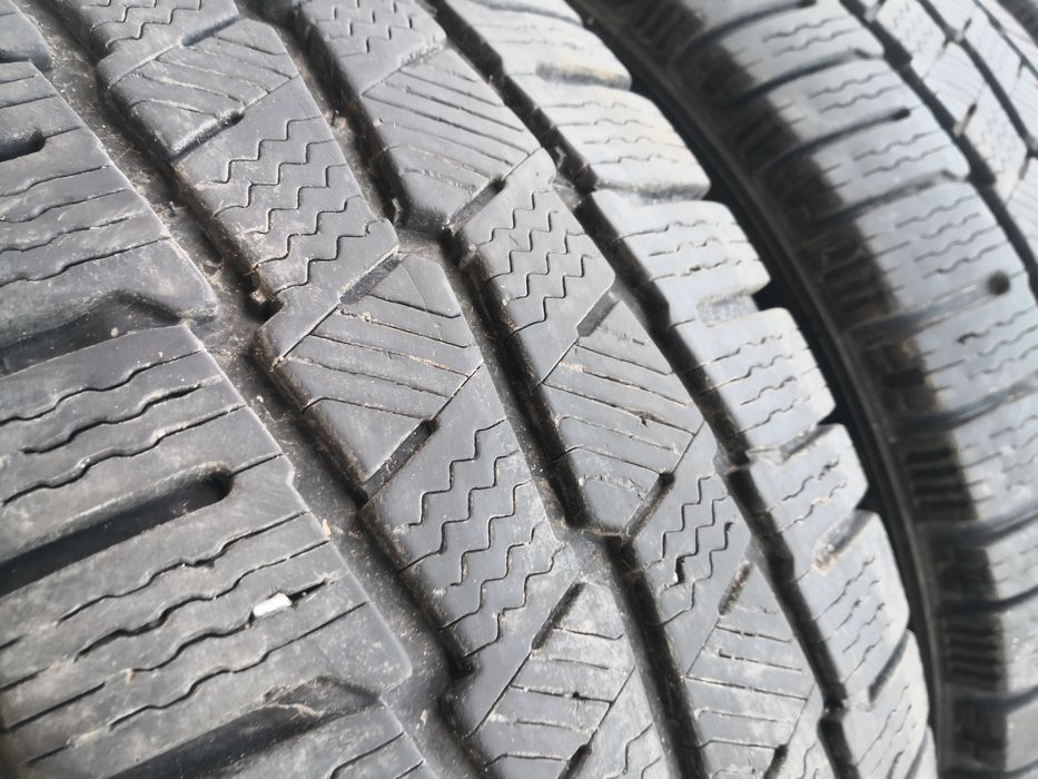 235 65 16 C гуми за бус 16 цола Michelin dot 22