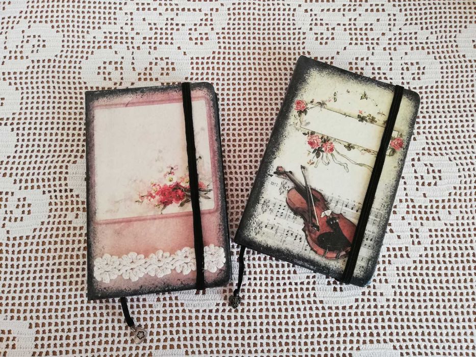 Тефтери с твърди корици ръчна декорация