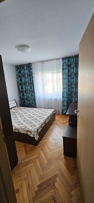 Inchiriez ap. 2 camere decomandat, complet mobilat si utilat, situat intr-un bloc izolat termic