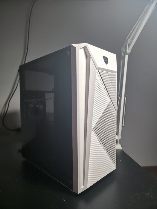 Carcasa Aqirys Bellatrix Pro mATX