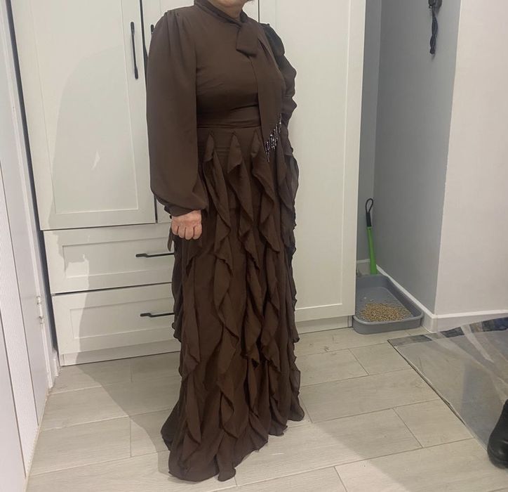 Женское длинное платье вечернее