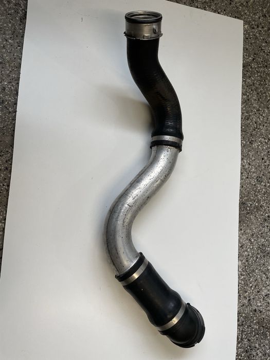 Тръба за въздух интеркулер бмв