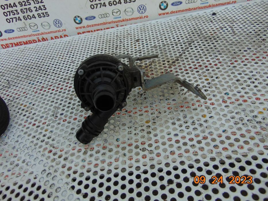 pompa apa Peugeot 1.6 hibrid 308 3008 Ds Ds4 Ds5 Ds7 citroen c4 c5 aircross 1.6 hybrid opel crossla