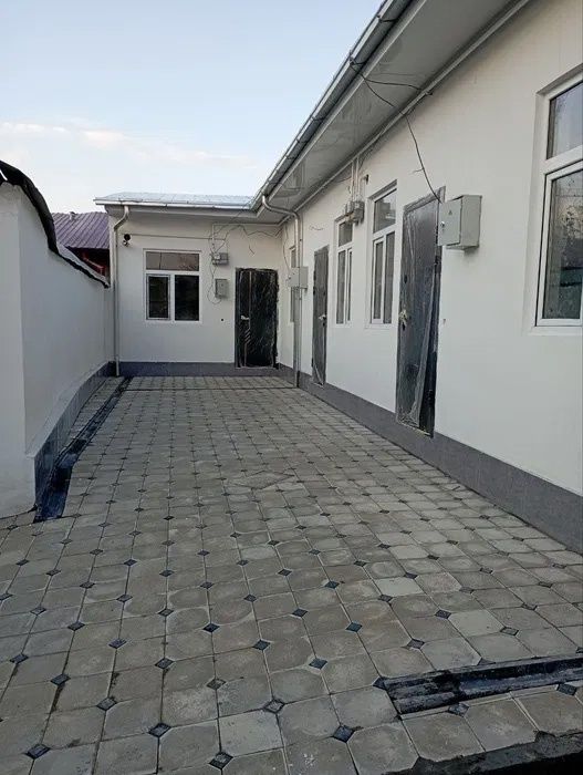 Домики в мирабадском районе