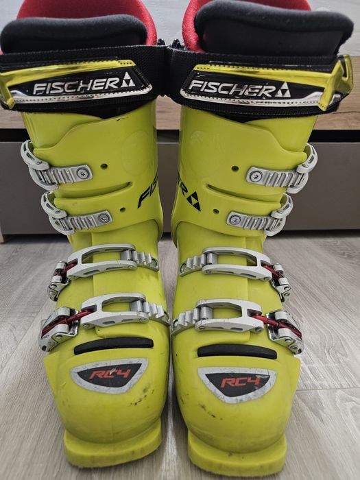 Fischer RC4 Junior Flex 100