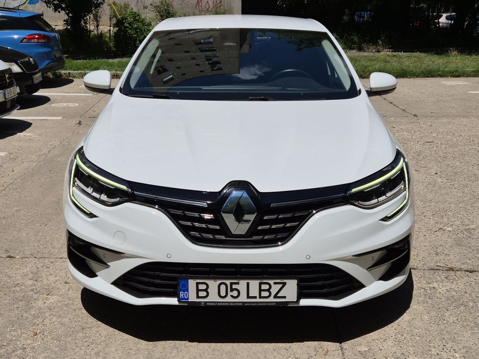 RENAULT Megane 2021 — imagine 2