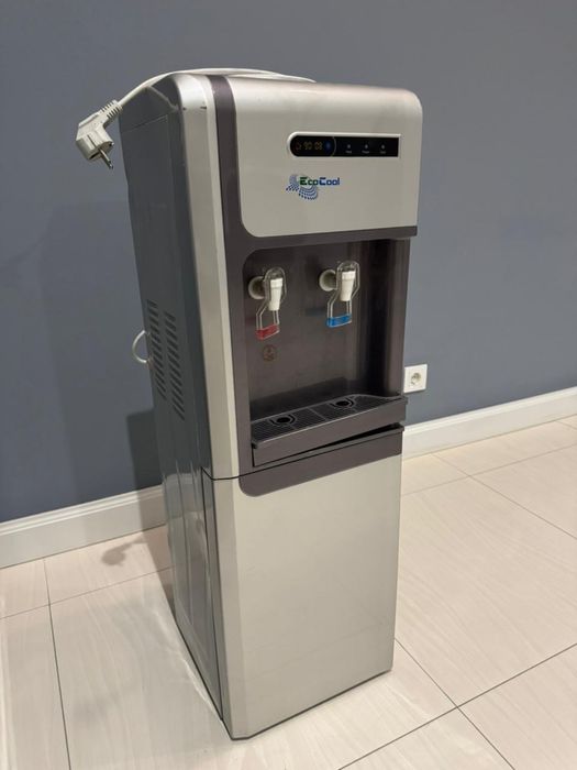 Диспенсер для воды