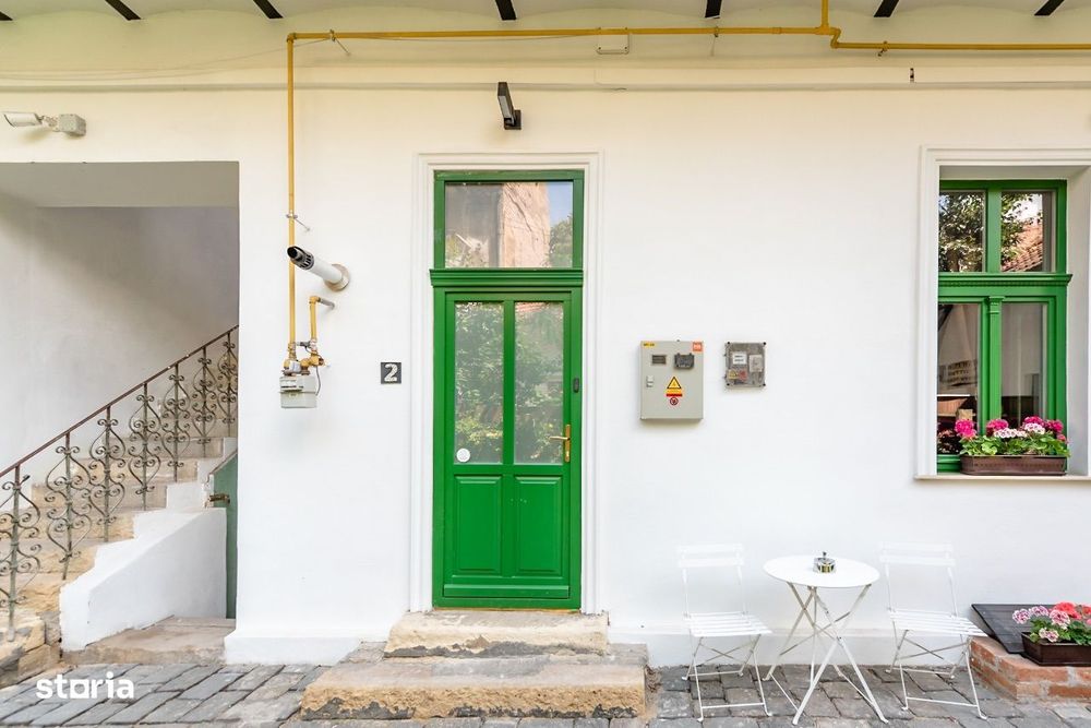 Două Apartamente (lipite) pe Ferdinand