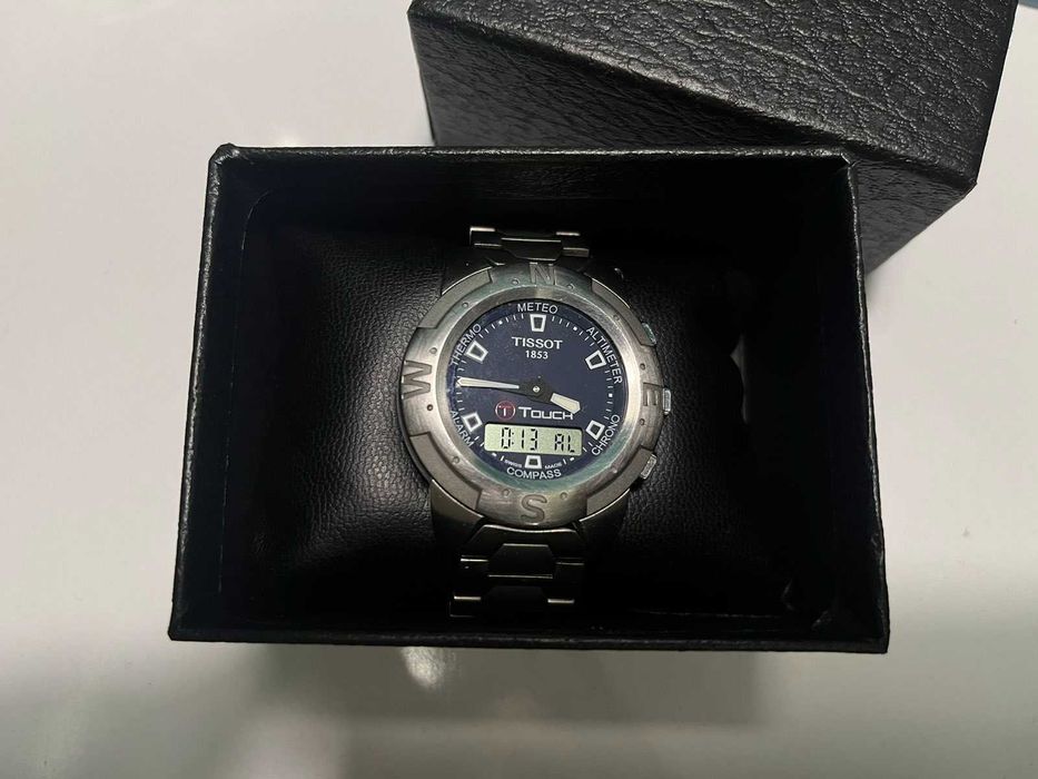Часовник-Tissot T-Touch T33.1.588.51 Watch