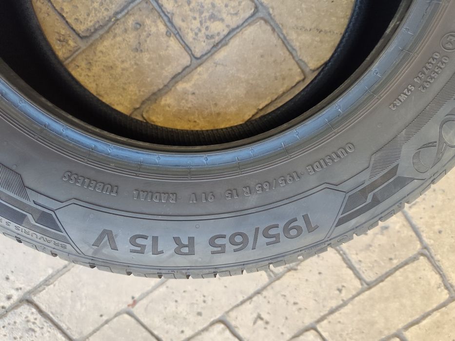 Летни гуми Semperit 195/65/15 8mm. 195/65R15
