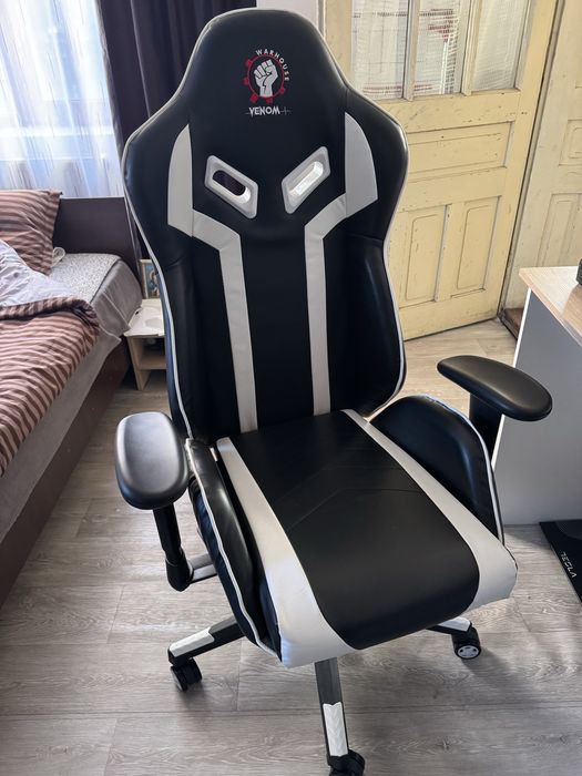 Scaun gaming Venom