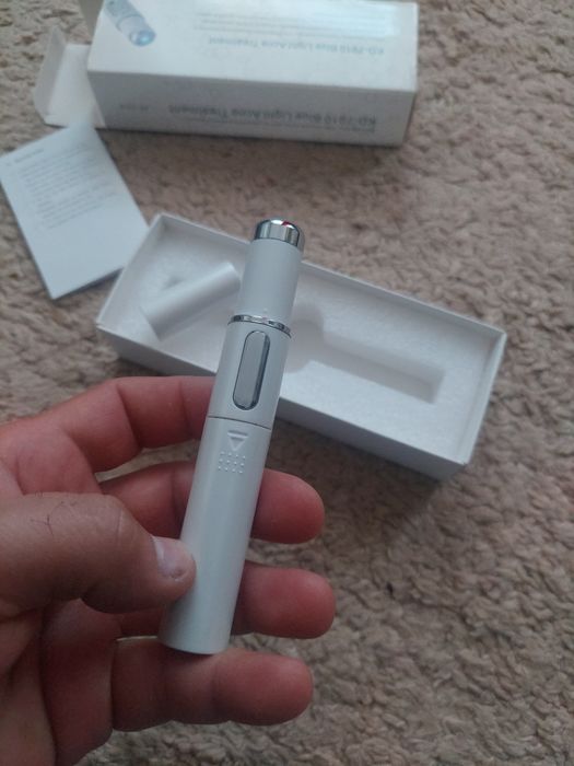 aparat cosmetic anti-acnee,curatare ten,lifting cu lumina albastra,mod