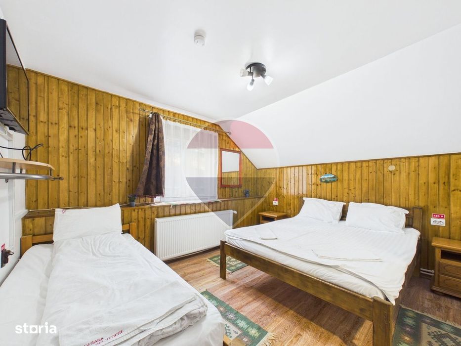 Cabana Belvedere, 10 camere, 3702 mp teren, Platoul Padina