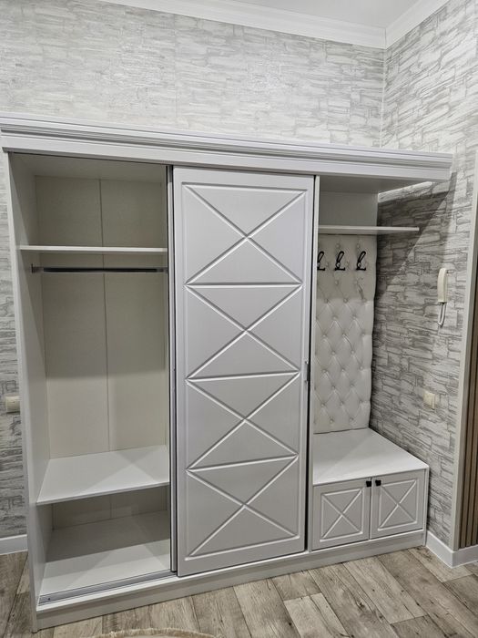 Style Total White Прихожая