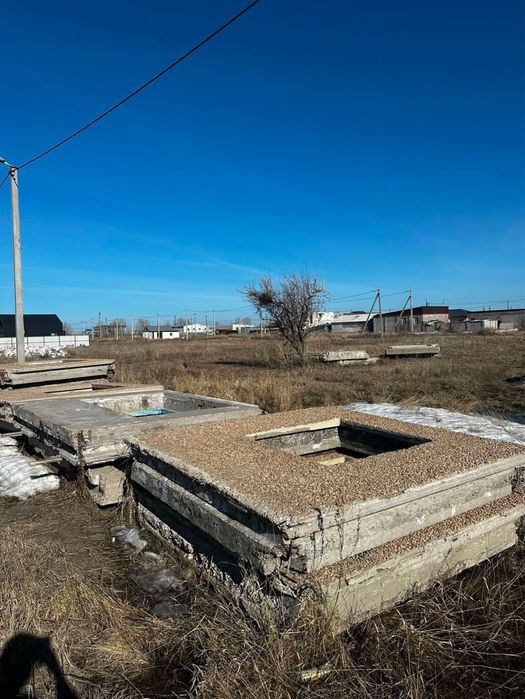 Продам бетонные плита Стена