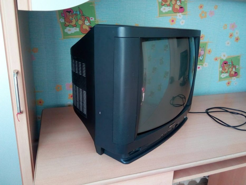 Средний телевизор