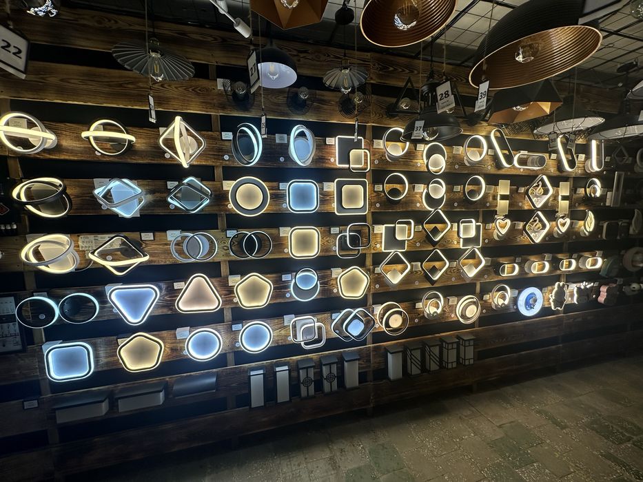 Люстры, Бра, Светоприборы.