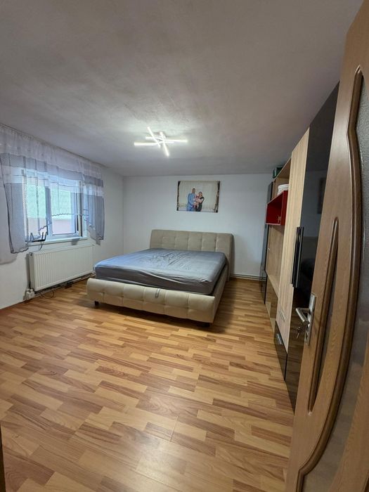 Vând apartament în centrul orașului