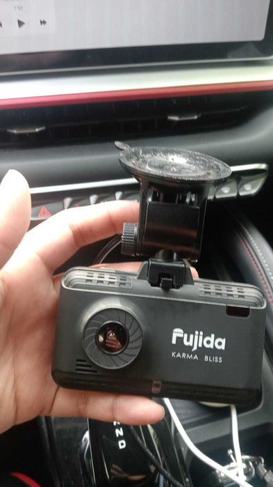 видеорегистратор Fujida iSignature