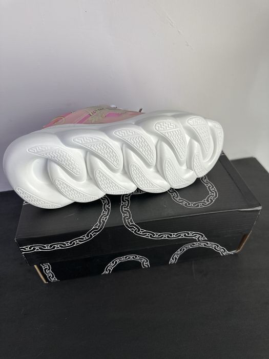 Adidasi roz versace