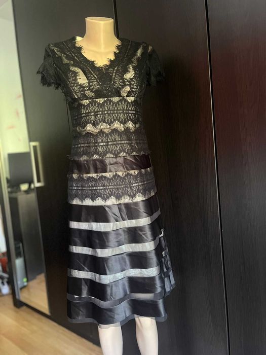 Rochie midi seara cu dantela