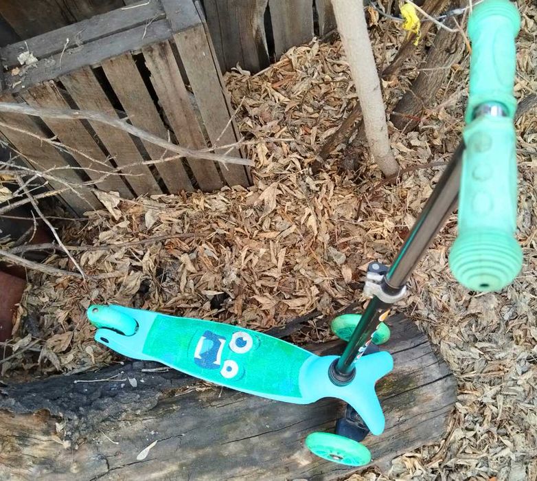 Продам детский самокат