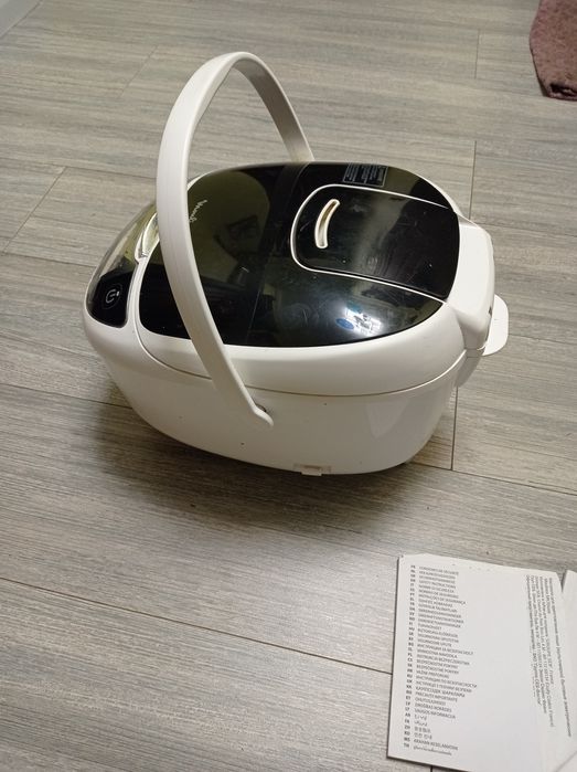 Продам мультиварку Moulinex