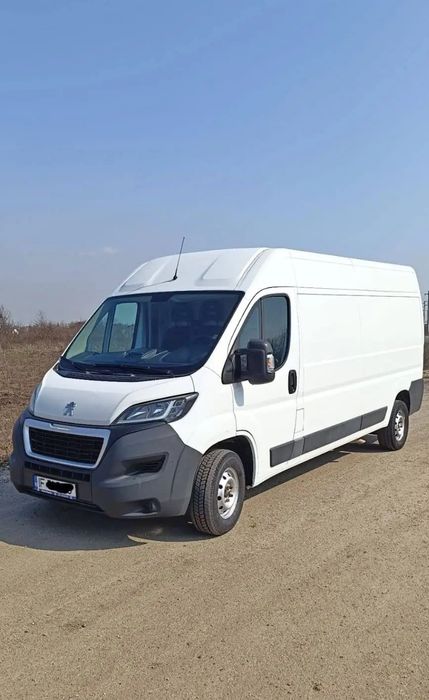 Transport marfa debarasări apartamente subsoluri  si curții
