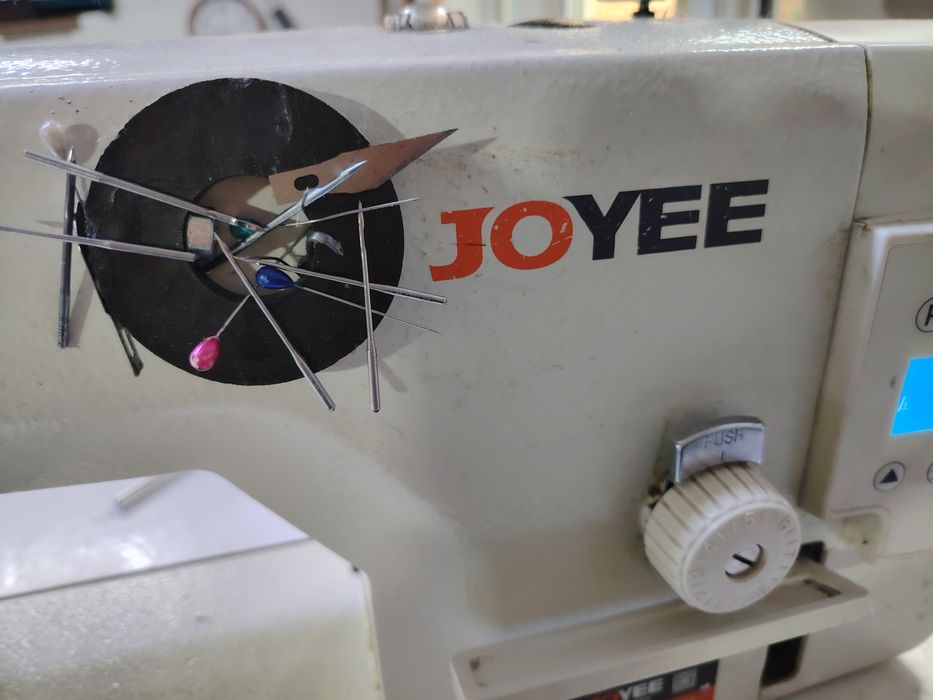 Продам швейную машинку шагайку