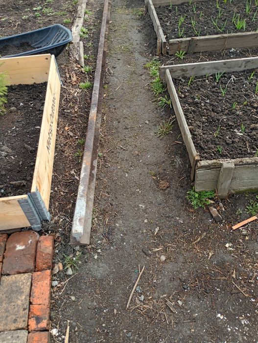 Металл, рельса 10