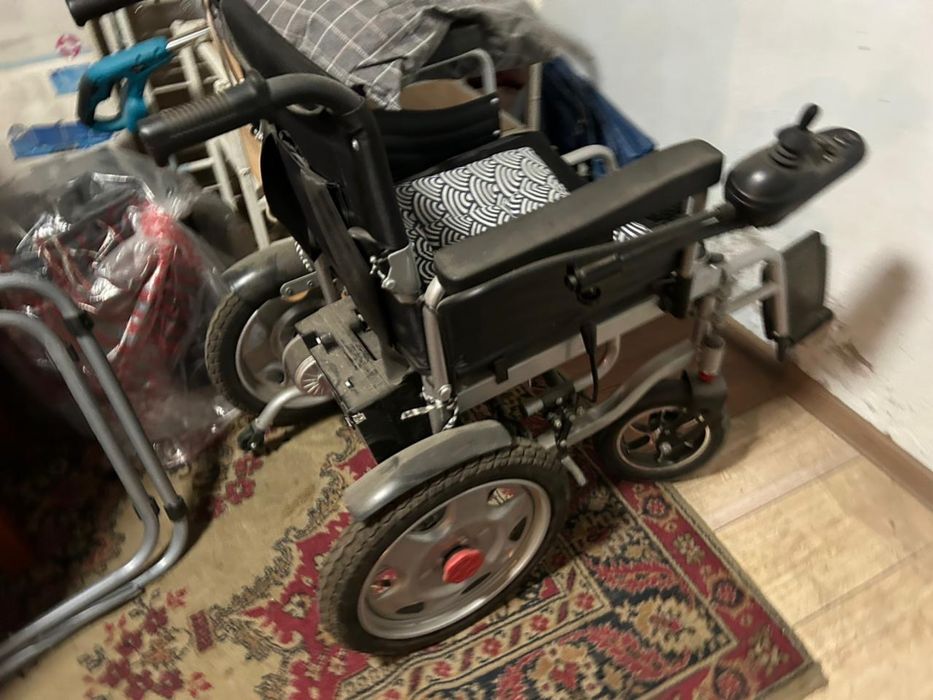 Инвалидная коляска автоматическая