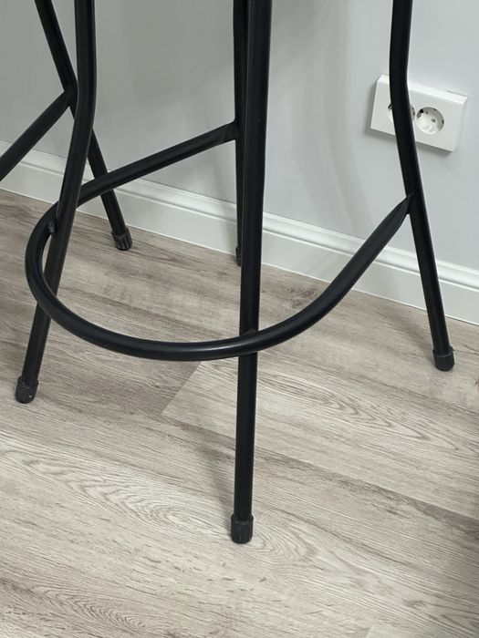 Барные стулья, продам срочно!