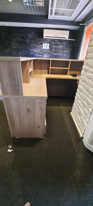 Ресепшн для офиса угловой