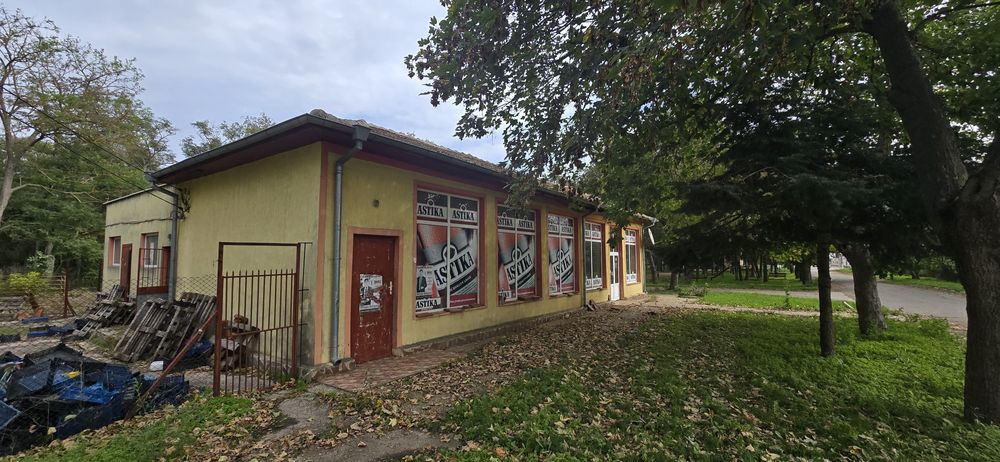 Продава се Промишлена сграда в с. Преспа, Област Добрич - 300 кв.м за 244 €/кв.м - Снимка #1