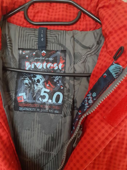 Vând geacă de ski PROTEST