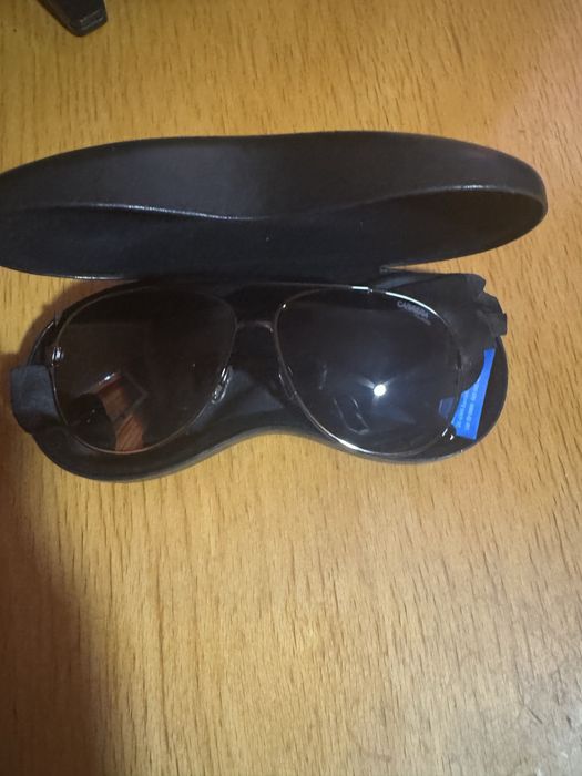 Ochelari de soare Carrera
