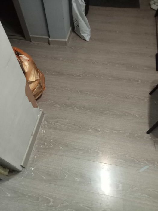 Продам двери ламинат