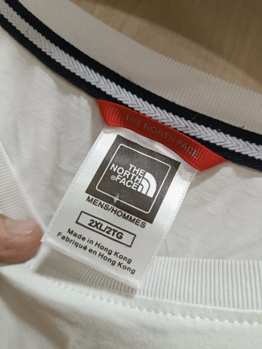 Футболка The North Face