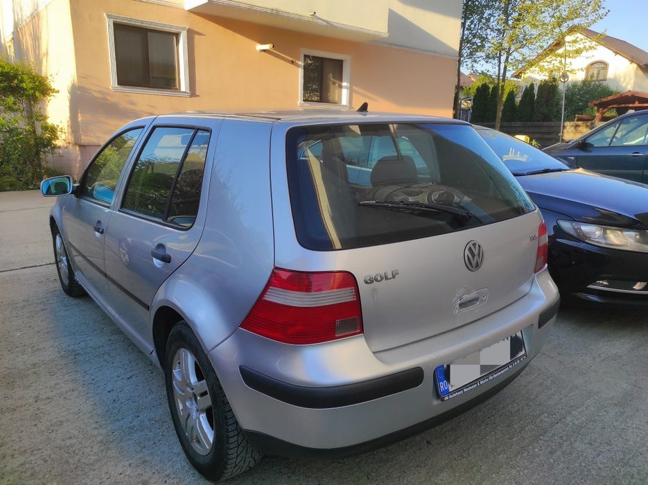 Vând Golf 4 1.9 TDI 2004 in stare perfectă de funcționare