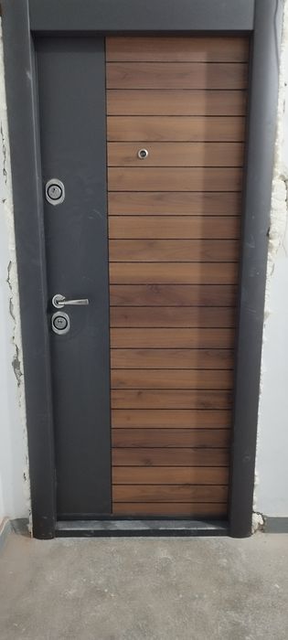 Montaj Uși Interior/Exterior Iași