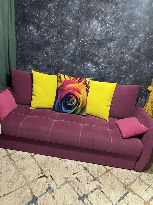 Продам Диван б/у