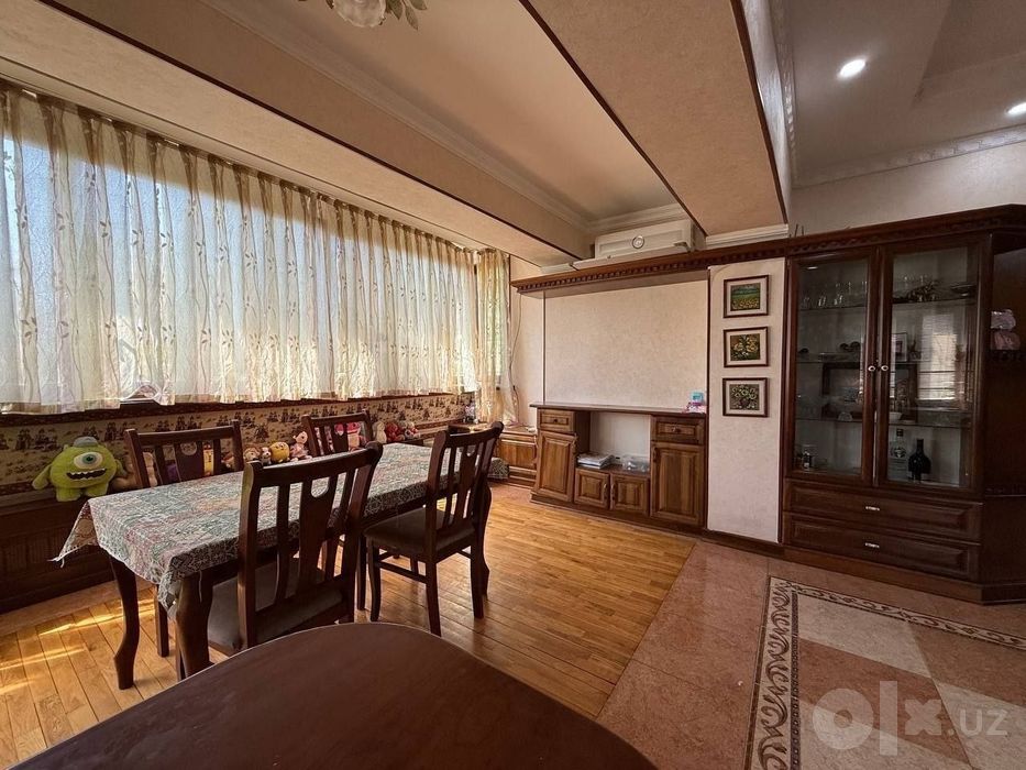 Продается квартира 4-комн 110м2 ул Садыка Азимова кафе Тесто  США