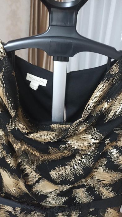 платье красивое.