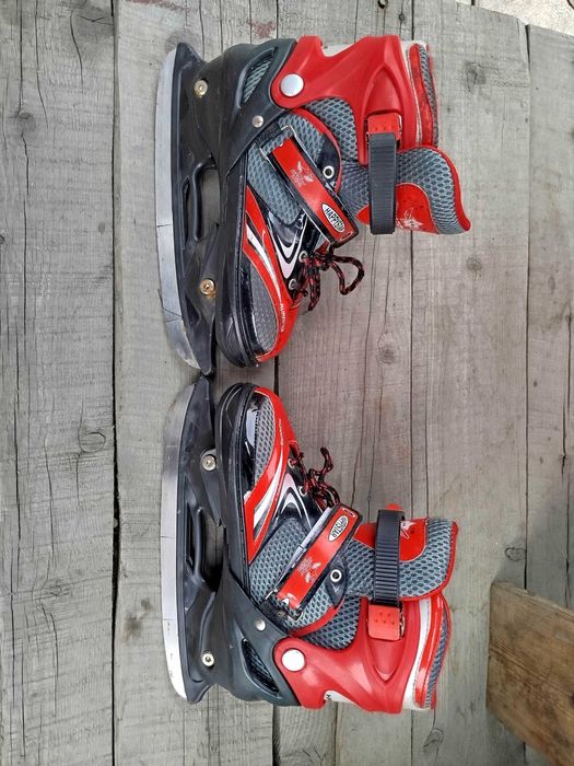 Продам детские коньки