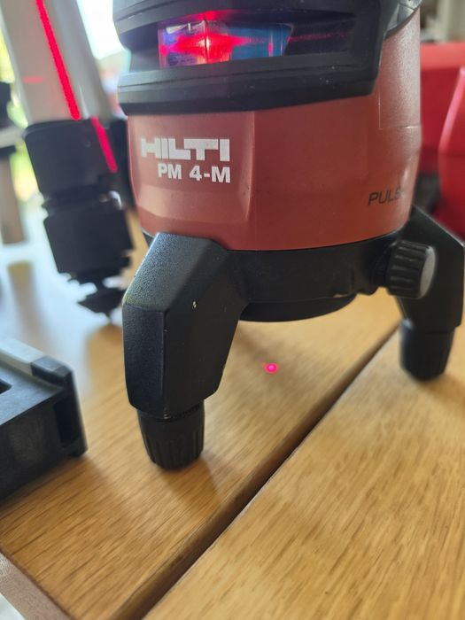 Hilti Мултилинеен лазерен уред PM 4-M Нивелир