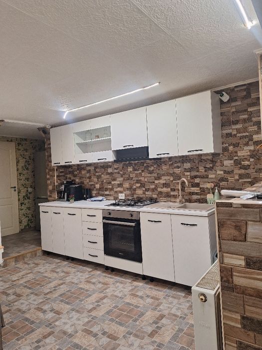 Casă de vânzare Comana