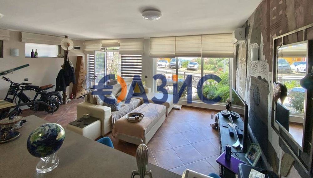 Продава се Четиристаен апартамент в Свети Влас - 144 кв.м за 601 €/кв.м - Снимка #9