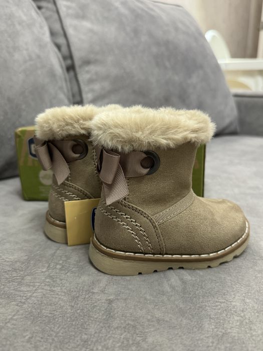 Детские сапоги для девочки